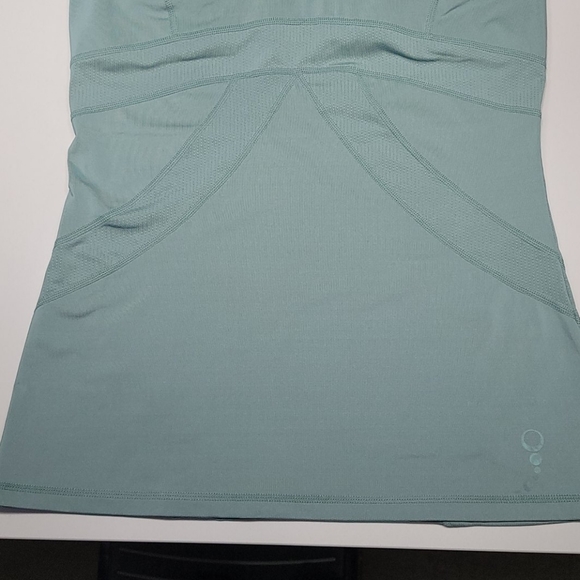 Workout Tank, Built-in Bralette - Picture 3 of 11